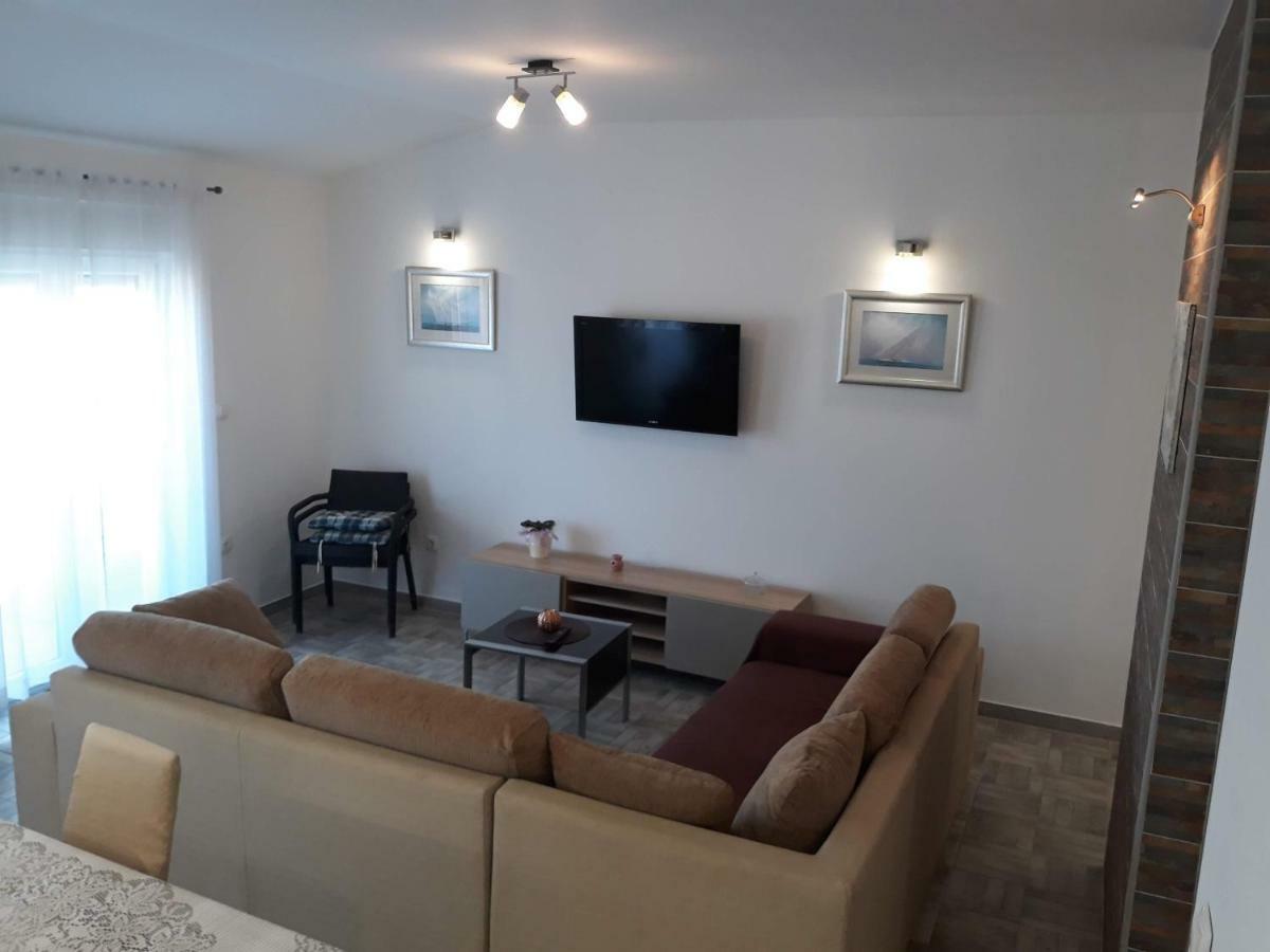 Apartman Dani-Podstrana Apartman Kültér fotó